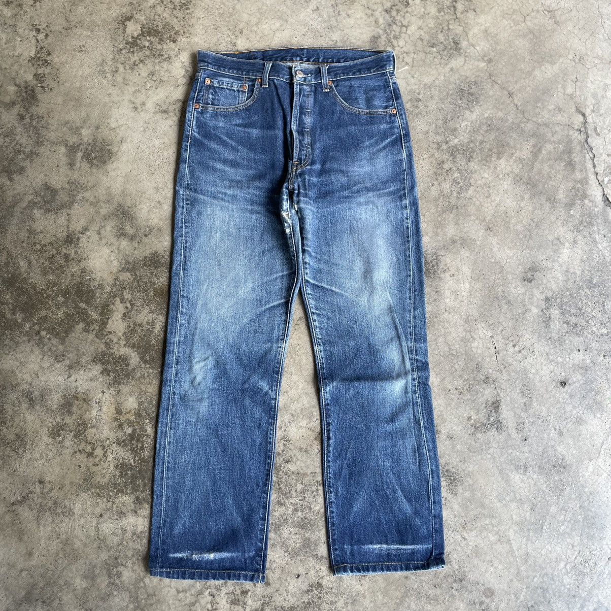 Levi's Vintage Clothing 🔥Vintage Levis 501 Stoned Washed Ripped Distress Denim Jeans Size US 33 - 1 Thumbnail