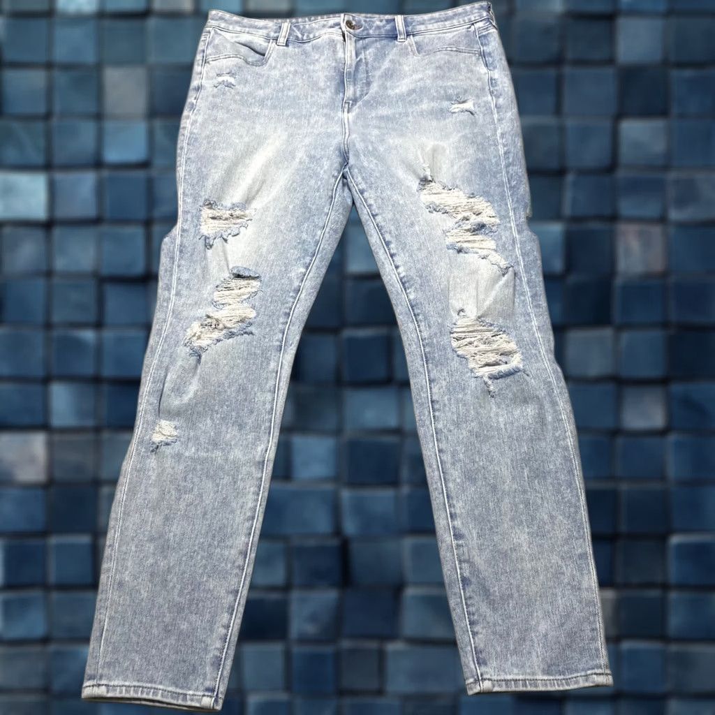 American Eagle Outfitters American Eagle Outfitters Jeans Womens 16 Blue Denim Medium Wash High Rise Jegging Distressed Stretch Size 38" / US 16 / IT 52 - 1 Thumbnail