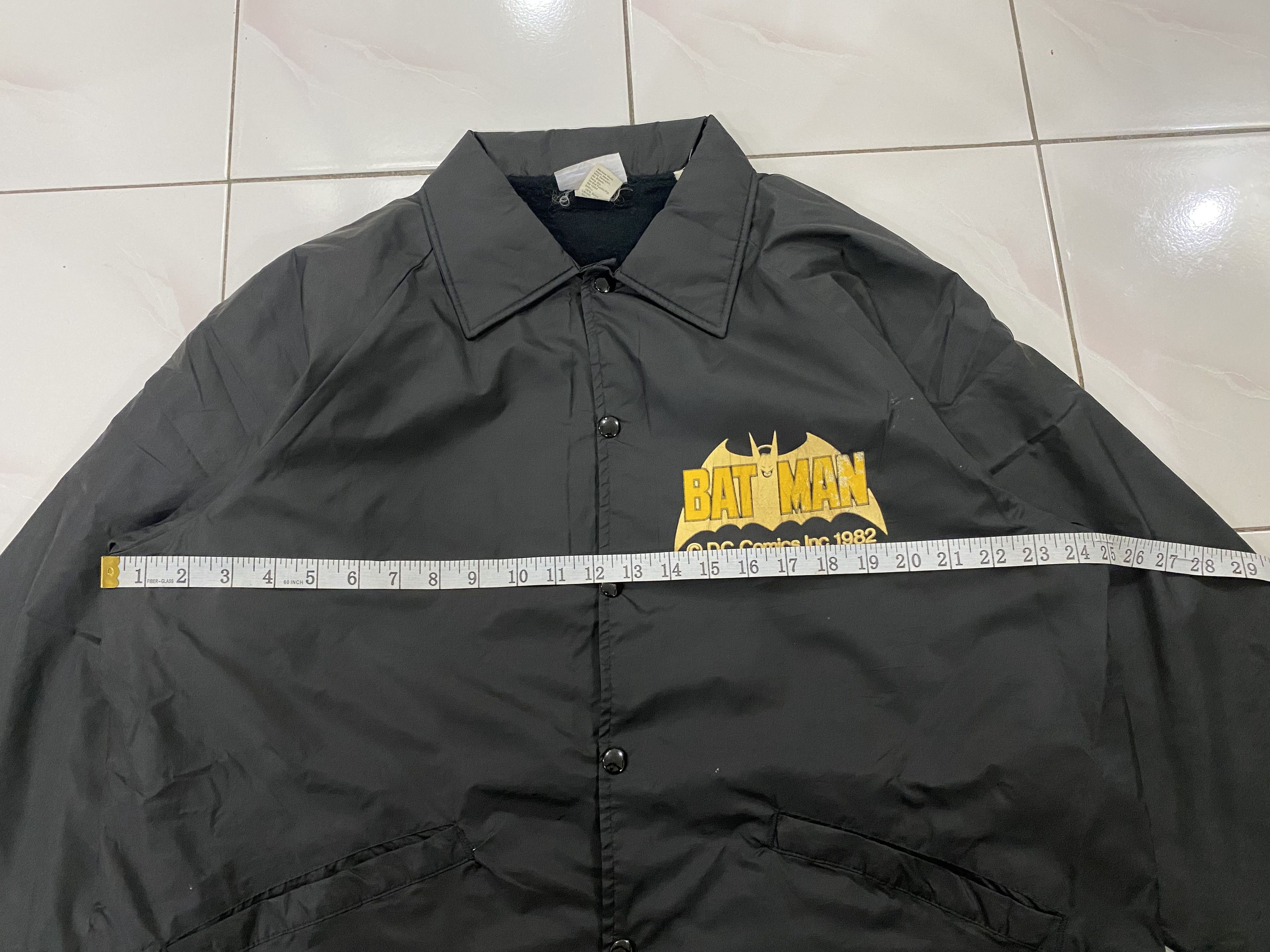 DC Comics × Vintage Vintage BATMAN DC COMIC 1982 Coach Snap Button Jacket Size US L / EU 52-54 / 3 - 12 Thumbnail