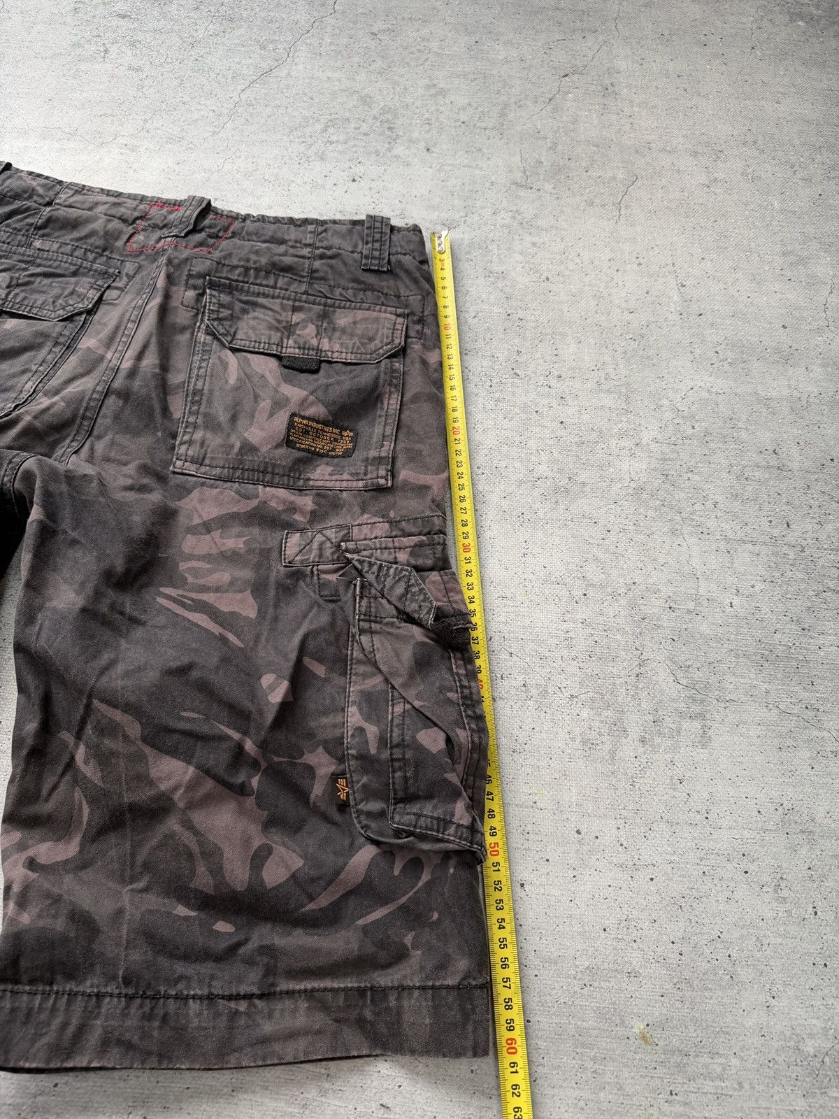 Alpha Industries 📌Vintage Alpha Industries shorts cargo men’s Y2K carhartt Size US 32 / EU 48 - 10 Thumbnail