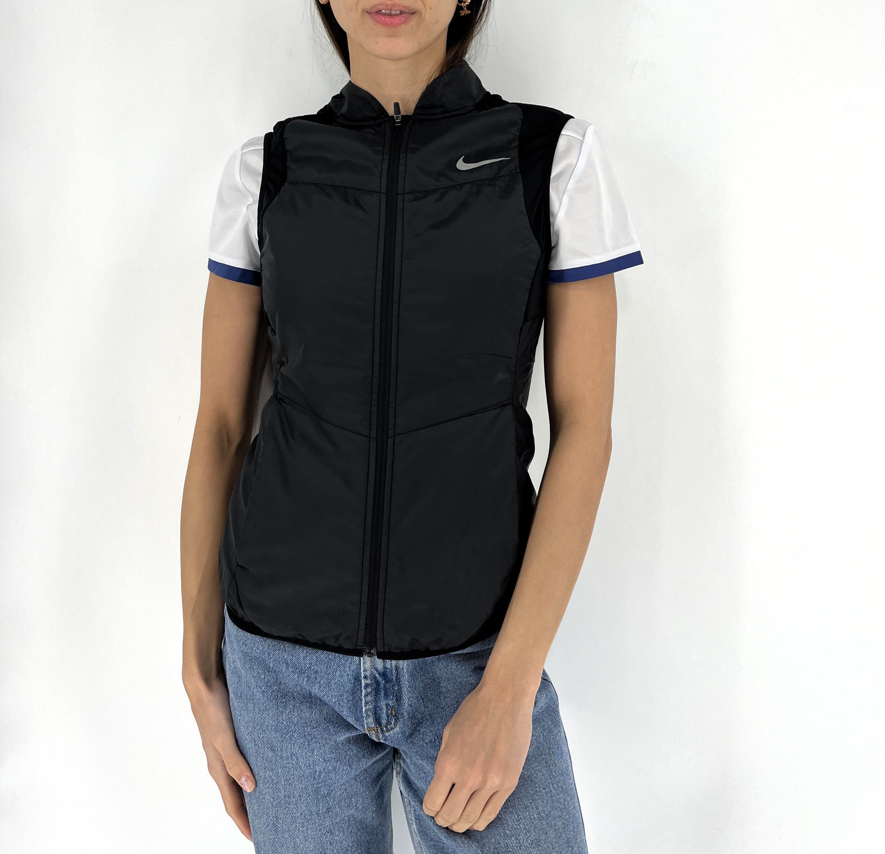 Nike × Vintage Nike Vintage Y2K Running Outdoor Light Swoosh Vest Size XS / US 0-2 / IT 36-38 - 2 Thumbnail