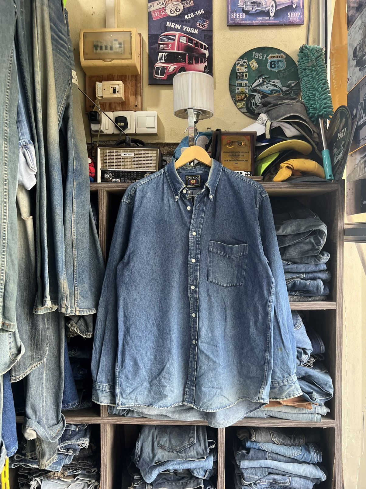 Chaps Ralph Lauren 🔥Vintage Chaps Ralph Lauren Long Sleeve Denim Shirt Size US L / EU 52-54 / 3 - 1 Thumbnail