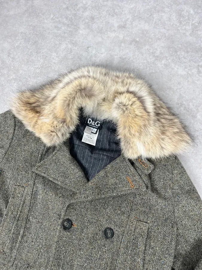 Dolce & Gabbana 2000s Dolce & Gabbana Fur Collar Grey Wool Imperial Jacket Size US M / EU 48-50 / 2 - 5 Thumbnail