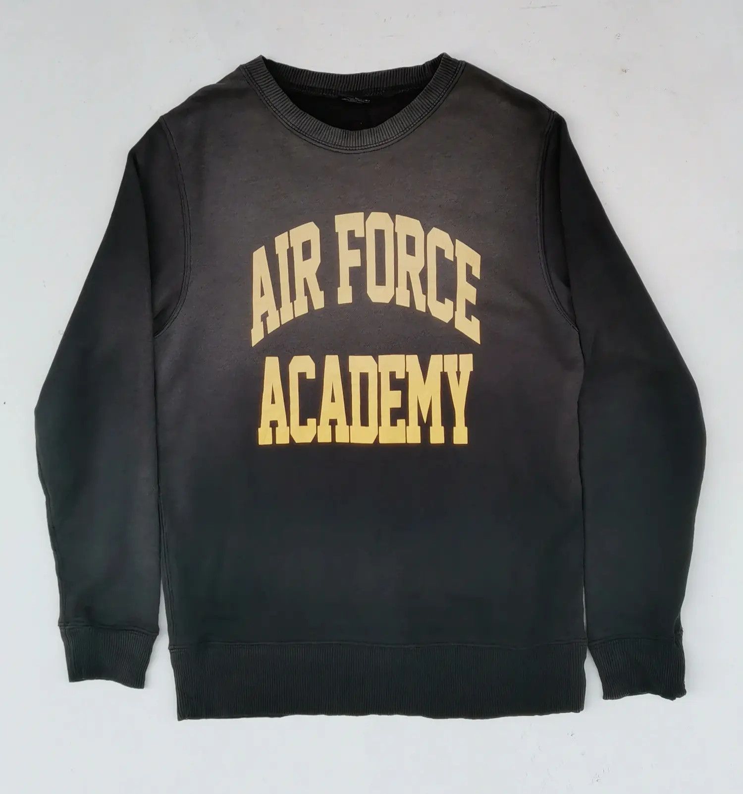 Avirex Rare!!! PX Avirex: Air Force Academy Big Logo Sweatshirt Size US L / EU 52-54 / 3 - 1 Thumbnail