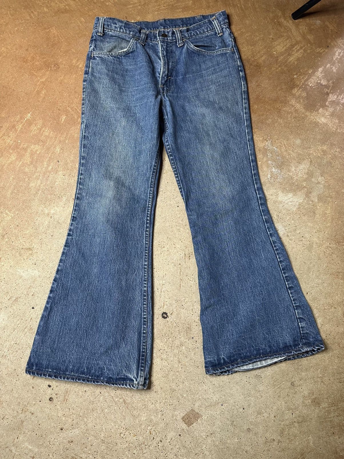 Levi’s 684 vintage Levis 684 bell bottom jeans, 33 x 33 – 86 Vintage