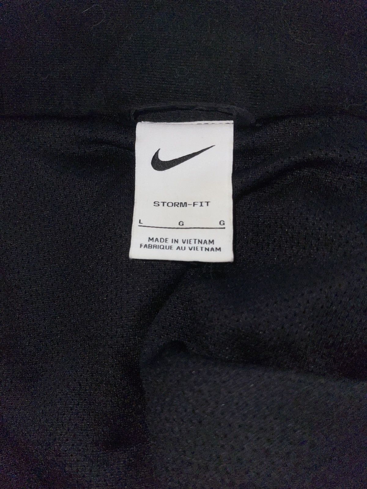 Nike × Vintage Vintage Windbreaker Nike Jacket Black L Size US L / EU 52-54 / 3 - 8 Thumbnail