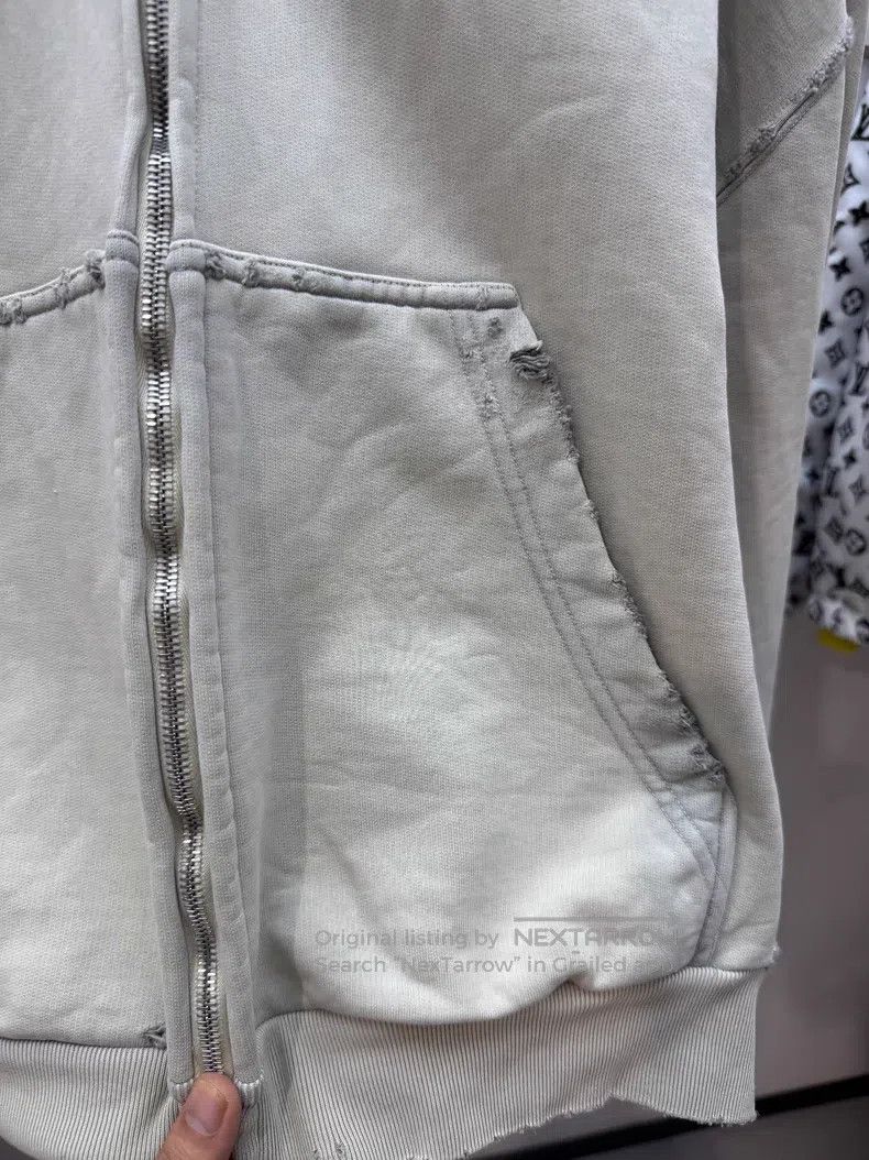 Balenciaga Balenciaga Sweatshirt Size US S / EU 44-46 / 1 - 3 Thumbnail