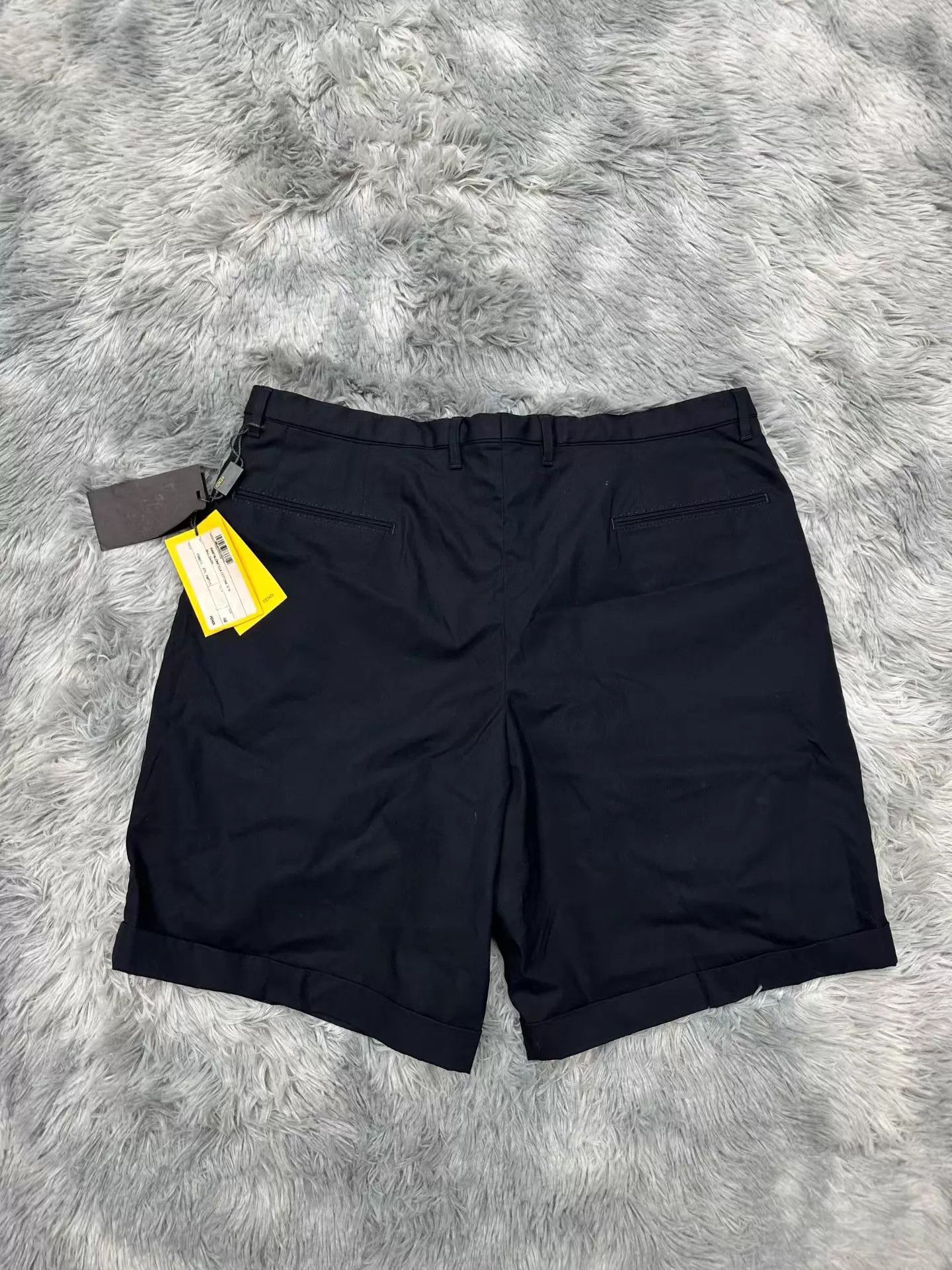 Fendi Fendi Slogan Short 48 New with Tags Size US 32 / EU 48 - 2 Thumbnail