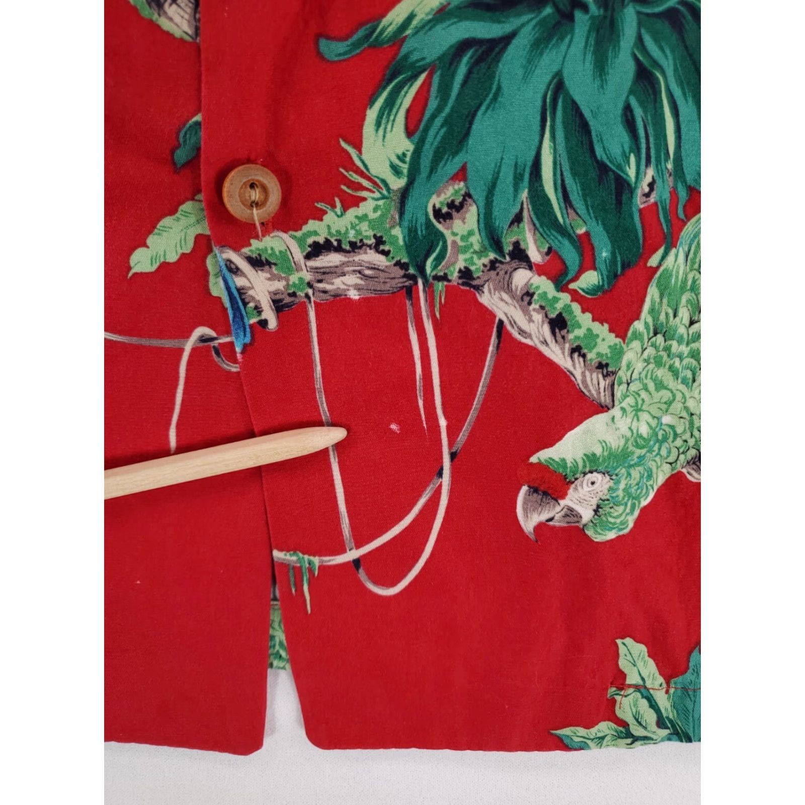 Paradise Found Paradise Found Magnum PI Hawaiian Shirt Button Up Red Parrots Mens XL Size US XL / EU 56 / 4 - 2 Thumbnail