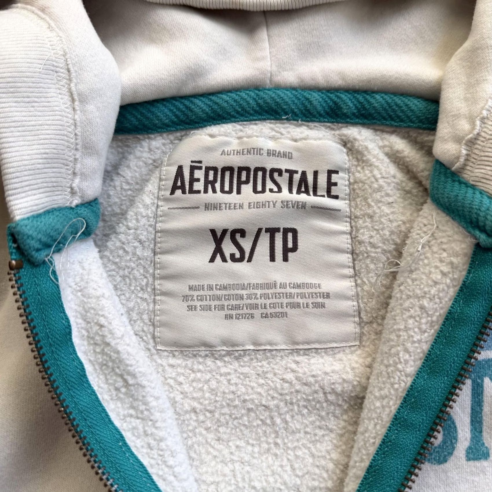 Aeropostale VINTAGE Aeropostale Hoodie White XS Full Zip Malibu Surf 87 Graphic Fleece Womens XS Size XS / US 0-2 / IT 36-38 - 5 Thumbnail
