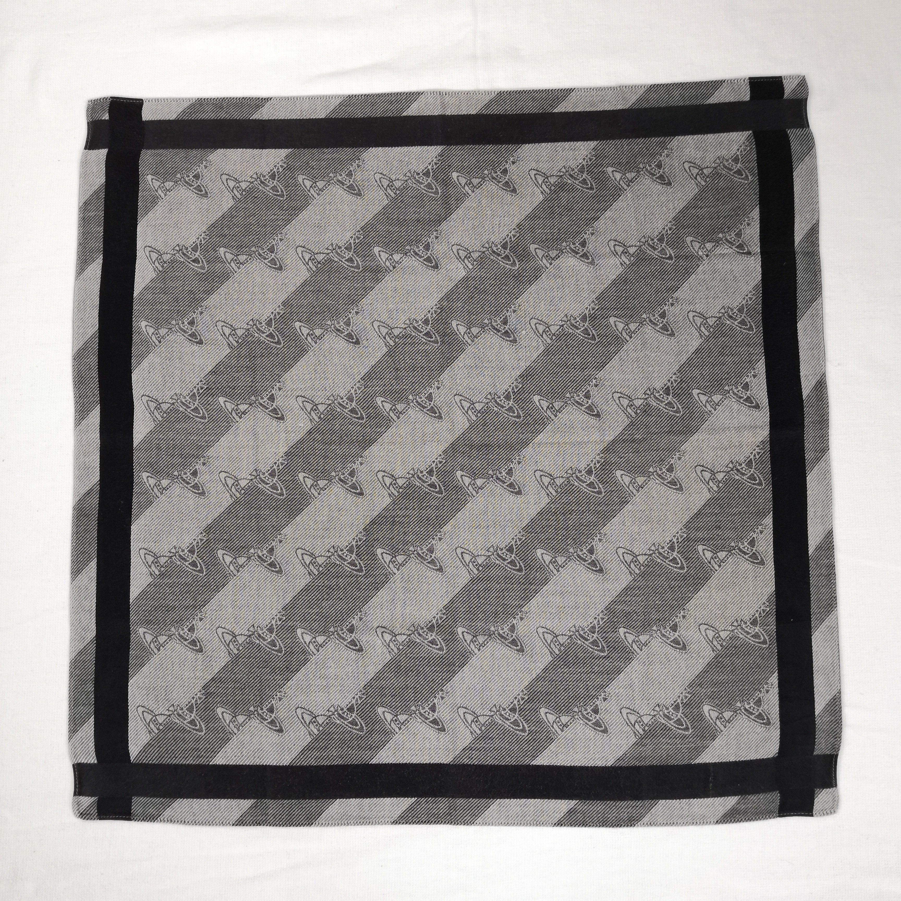 Japanese Brand Vintage Vivienne Westwood Handkerchief 56789 Size ONE SIZE - 2 Thumbnail