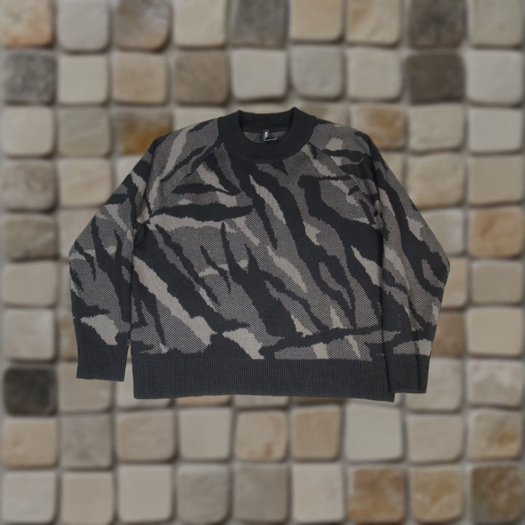 Athleta Sweater Womens Large Gray Pullover Shirt - Crew Neck Knit Knitwear Regular Fit Long Sleeve L Adults Womens