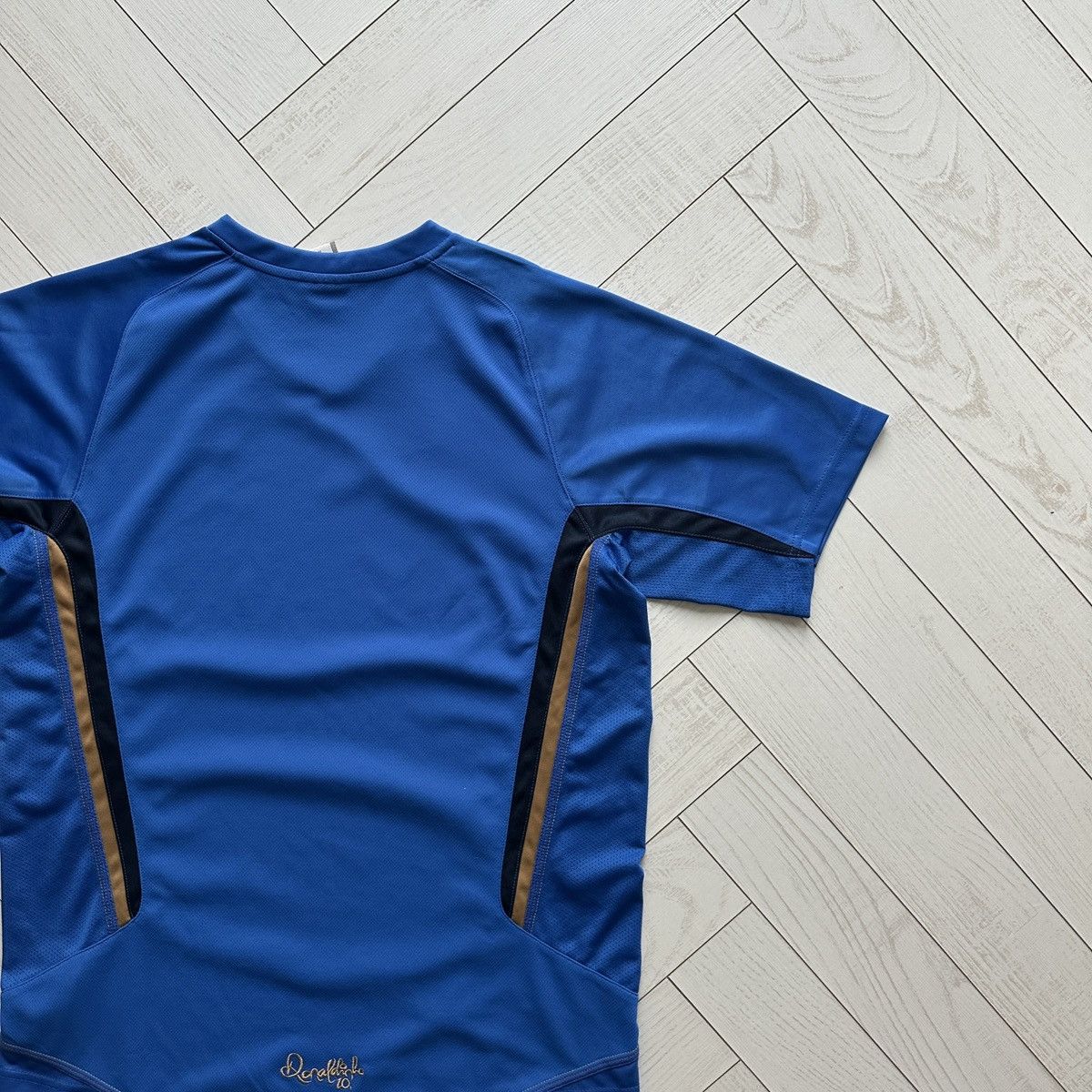 Nike Vintage 00s Nike x Ronaldinho 10 football training jersey Size US S / EU 44-46 / 1 - 5 Thumbnail