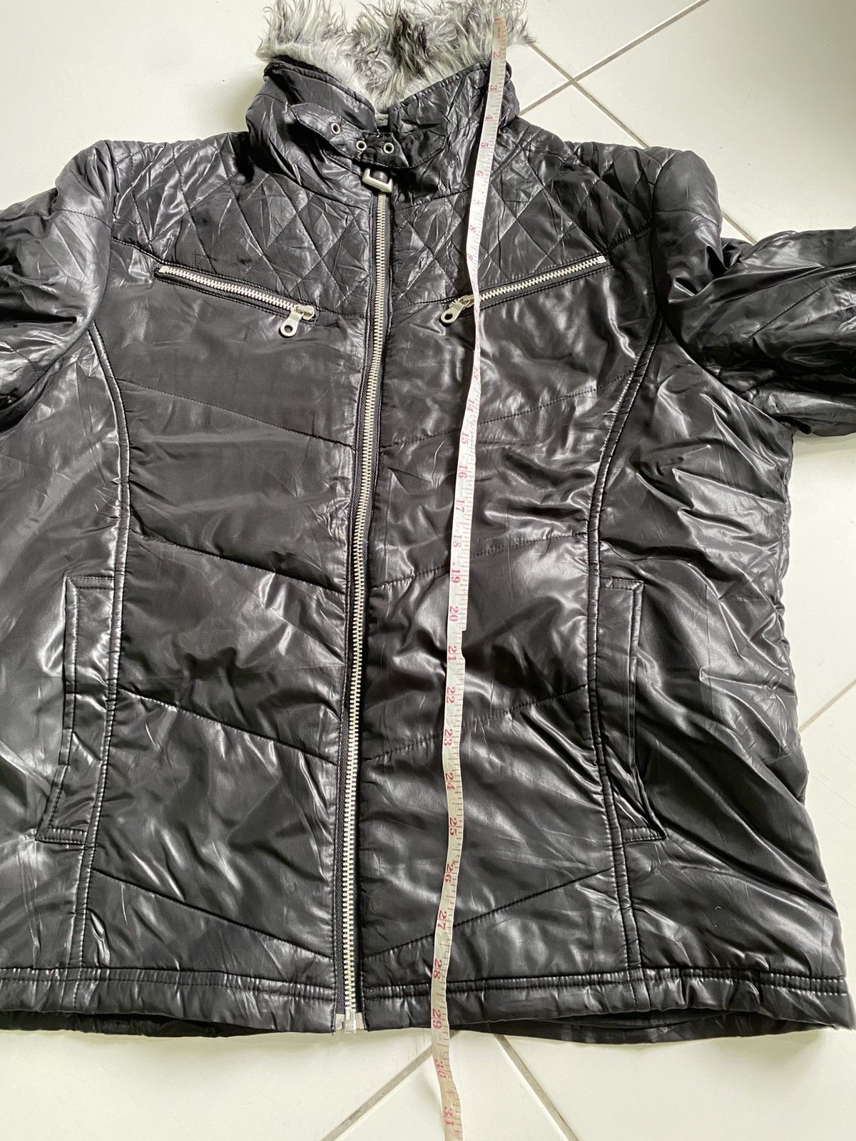 Mossimo Mossimo Quilted Puffy fur faux Black Jacket Size US L / EU 52-54 / 3 - 9 Thumbnail