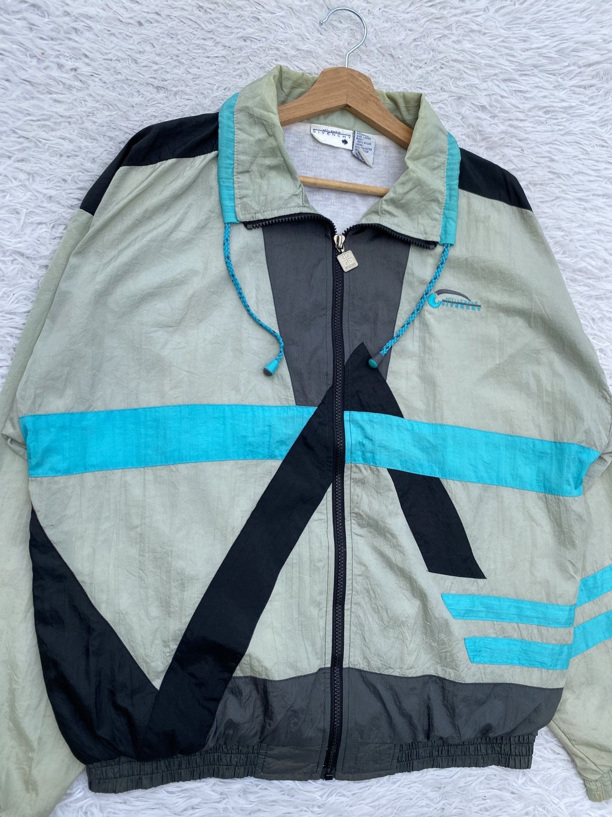 Vintage Rare Vintage 90s Givenchy Zipper Windbreaker Size US L / EU 52-54 / 3 - 5 Thumbnail