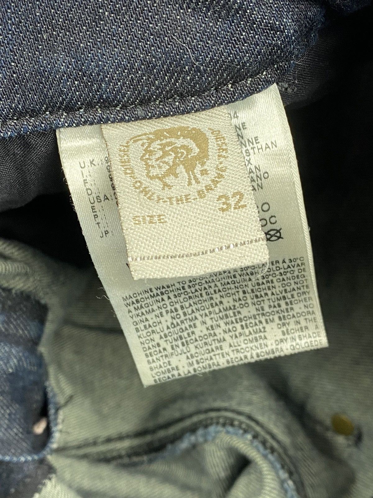 Diesel × Vintage Vintage Y2K Diesel Denim Jeans Size W32 Size 32" / US 10 / IT 46 - 15 Thumbnail