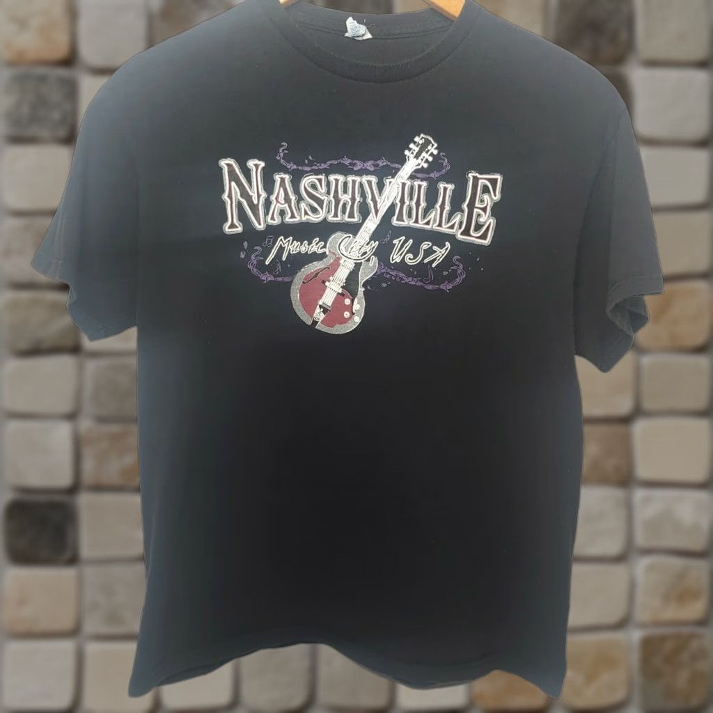Vintage VINTAGE Nashville Tennessee Shirt L Black Delta Pro Weight Mens Crew Neck Short Sleeve Guitar Music City USA Country T-Shirt Size US L / EU 52-54 / 3 - 1 Thumbnail