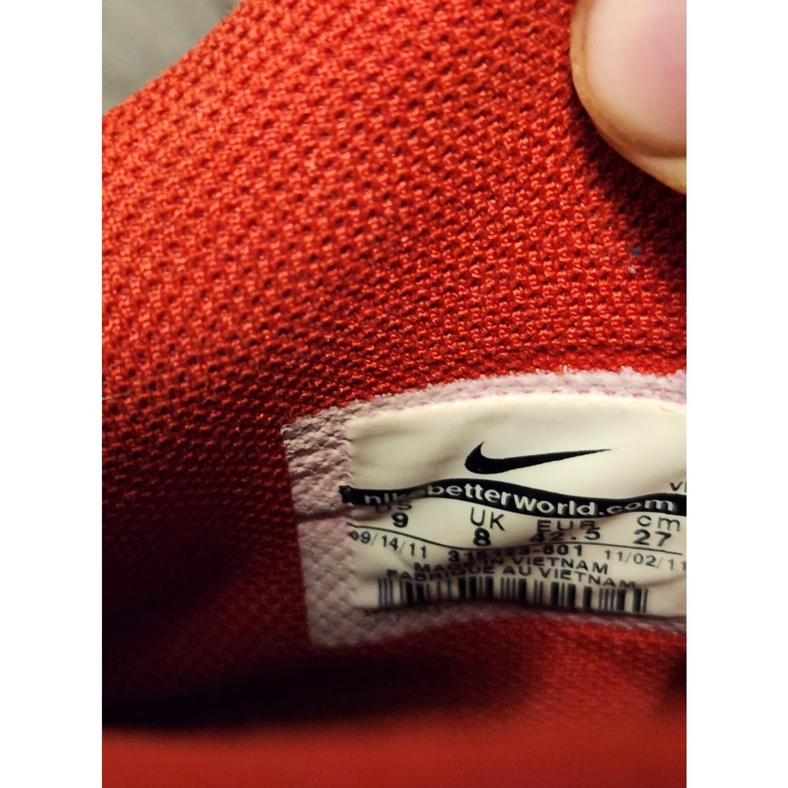 Nike VINTAGE Nike Air Force One High Top Sneaker Red White 2011 US 9 Men Mid Top Leather Rubber Fabric Nike Air Force 1 Athletic Basketball Shoes Mens Size US M / EU 48-50 / 2 - 5 Thumbnail