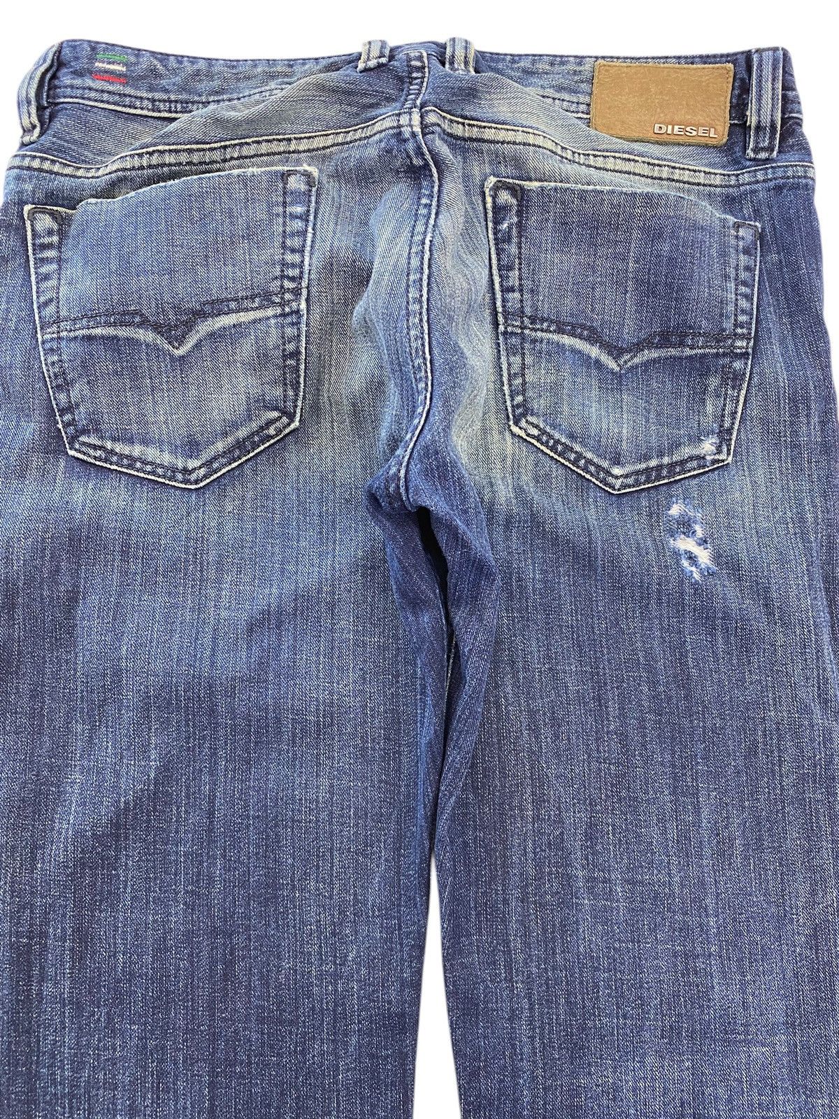 Diesel Diesel Blue Wash Ripped Style Boot Cut Jeans Size US 33 - 4 Thumbnail