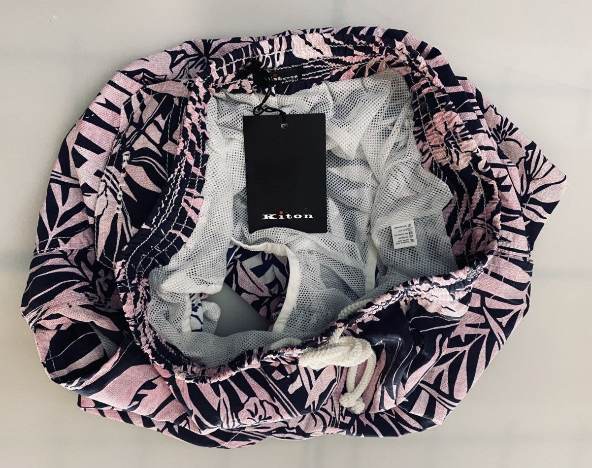 Kiton Kiton 🇮🇹 fuchsia/navy palm frond resort swim trunks S NWT Size US 32 / EU 48 - 5 Thumbnail