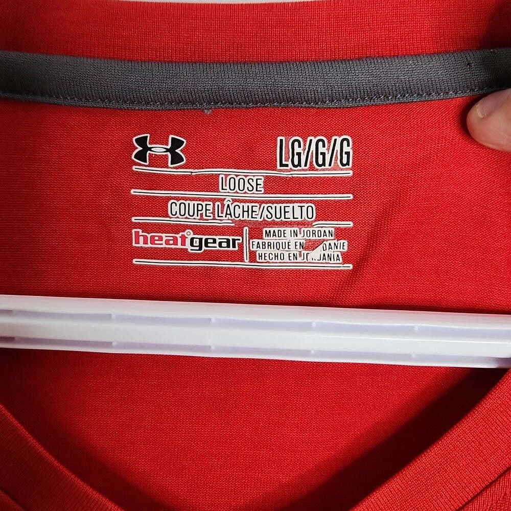 Under Armour Under Armour Heatgear Red with Grey Logo Vneck T Shirt Large Size US L / EU 52-54 / 3 - 4 Thumbnail
