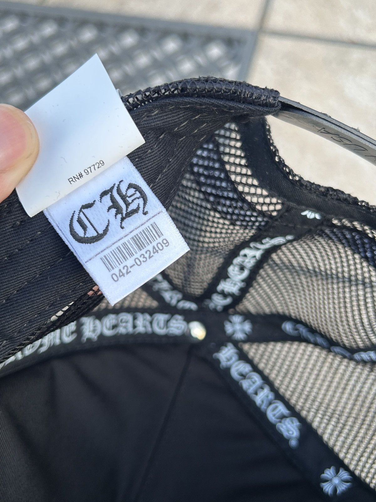 Chrome Hearts *RARE* CHROME HEARTS TRIPLE CROSS PATCH TRUCKER LEATHER Size ONE SIZE - 6 Thumbnail