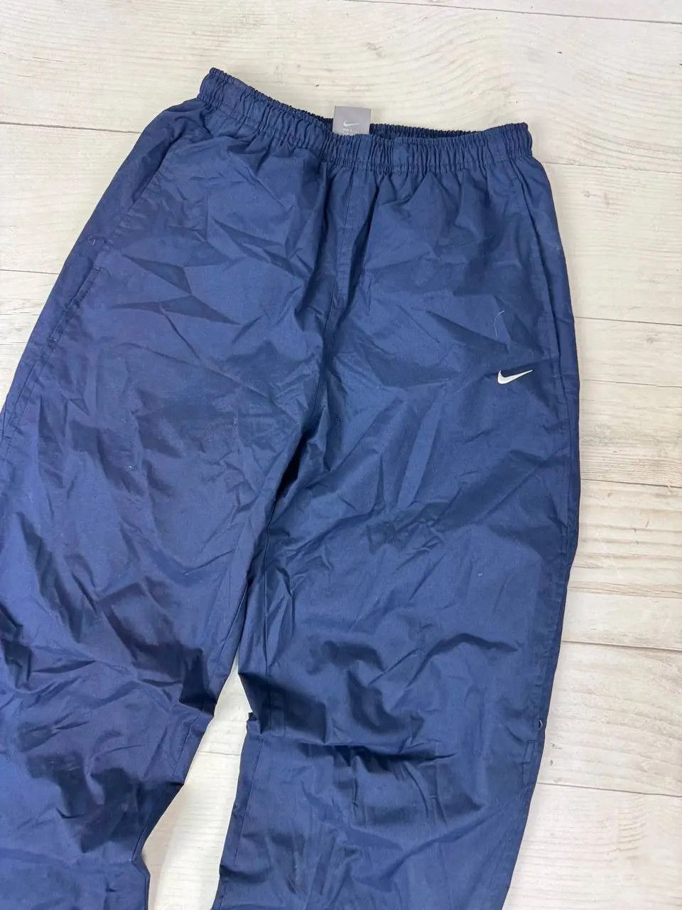 Nike Vintage Nike Track Pants 00s Swoosh Nylon Drill Y2K Size US 30 / EU 46 - 12 Thumbnail