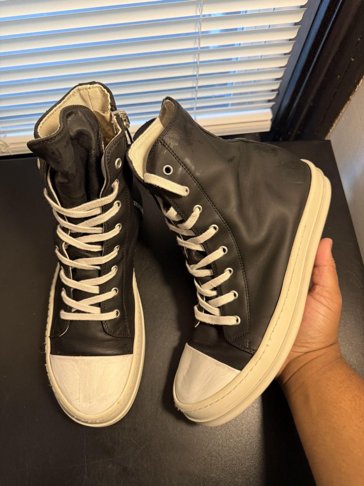 Rick Owens × Rick Owens Drkshdw Rick Owens Drkshdw Yeti abstract