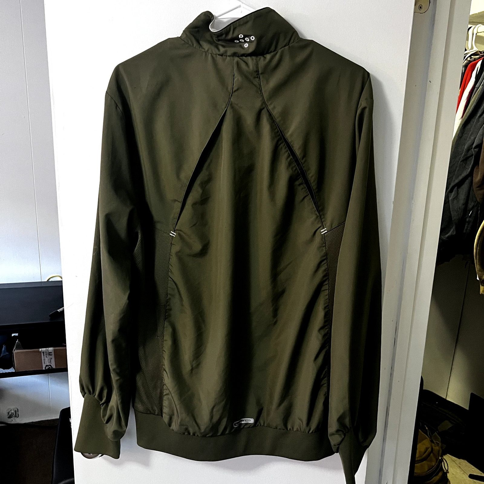 Puma Puma Men’s Windbreaker Jacket Green Medium Athletic Running Size US M / EU 48-50 / 2 - 2 Thumbnail