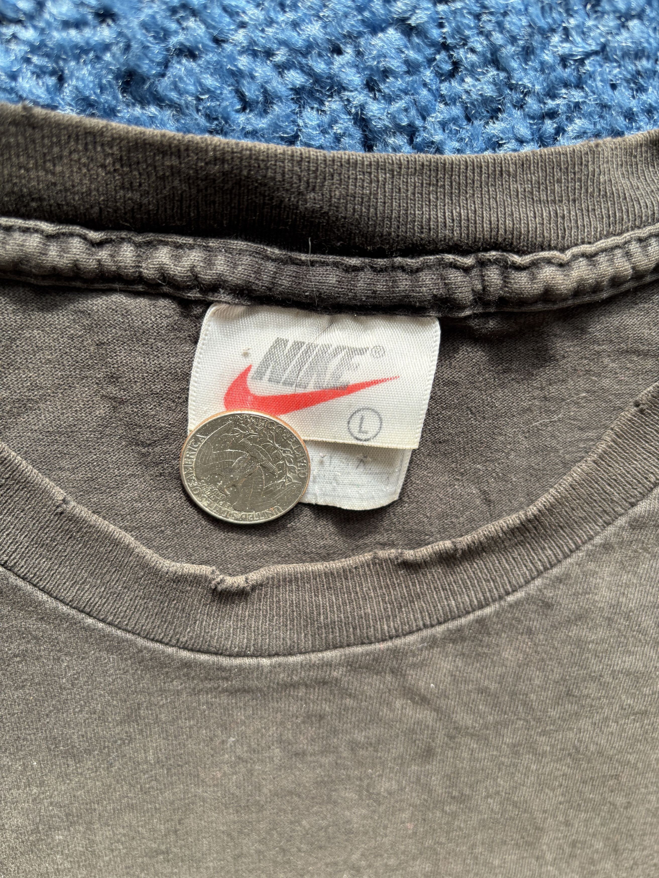 Nike vintage / 90s Nike Black Short Sleeves Tee Size US L / EU 52-54 / 3 - 2 Thumbnail