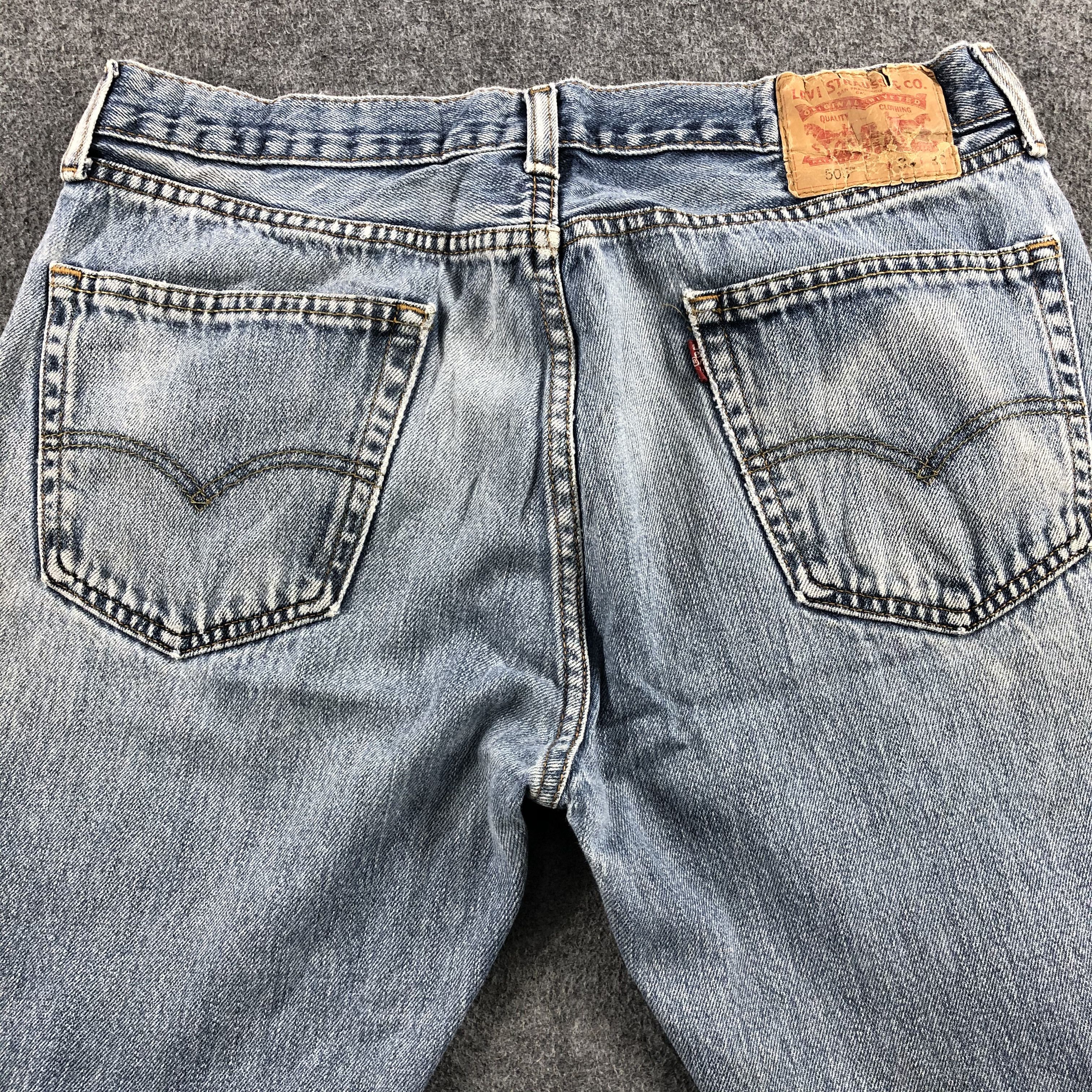 Levi's Vintage Light Wash Levis 505 Jeans-J2045 Size US 33 - 4 Thumbnail