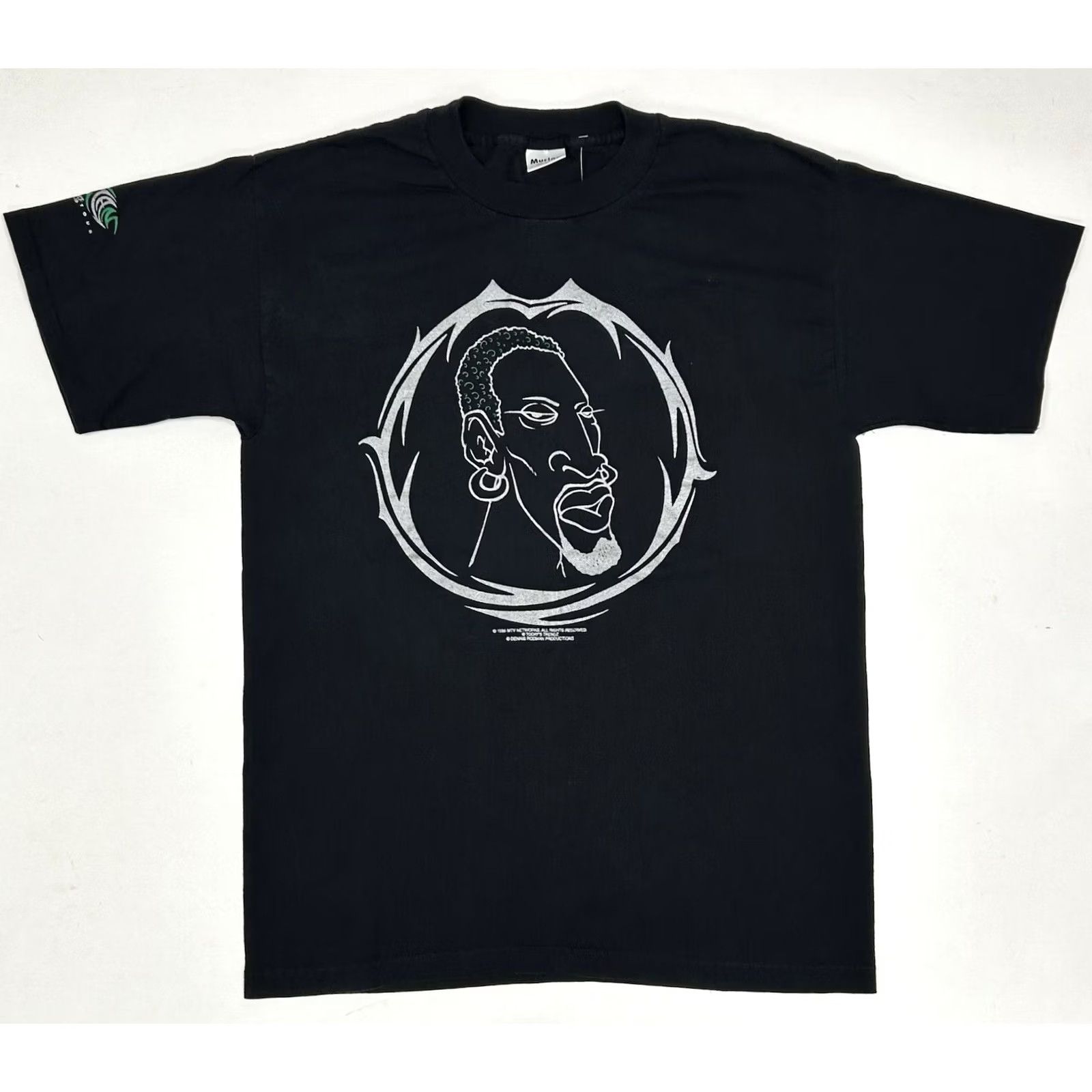 Vintage VINTAGE Dennis Rodman MTV World Tour 1996 Promo Tee Large Black T-Shirt Unisex Adults Crew Neck Short Sleeve 90s Glow in the Dark Men/Women Size US L / EU 52-54 / 3 - 5 Thumbnail