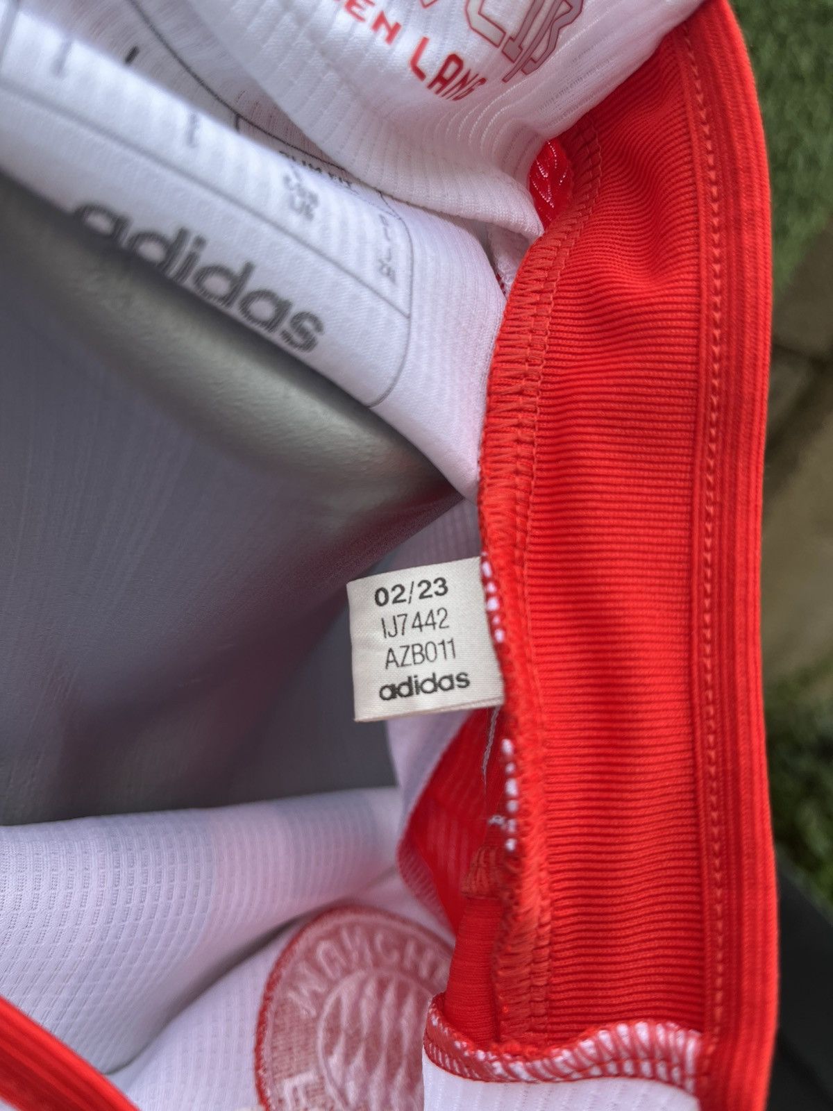 Adidas Jersey muller bayern munchen Size US L / EU 52-54 / 3 - 11 Thumbnail