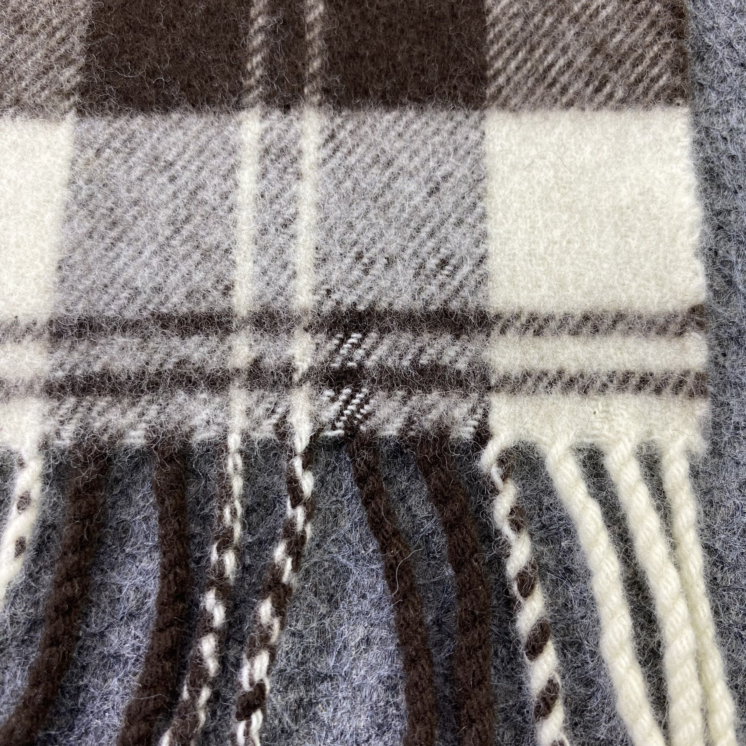 Johnstons Of Elgin × Vintage Johnstons Muffler Scarf / Neckwear - T1541 Size ONE SIZE - 7 Thumbnail