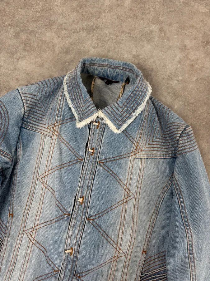 Roberto Cavalli FW2002 Roberto Cavalli Geometrical Blue Denim Jacket Size US S / EU 44-46 / 1 - 5 Thumbnail