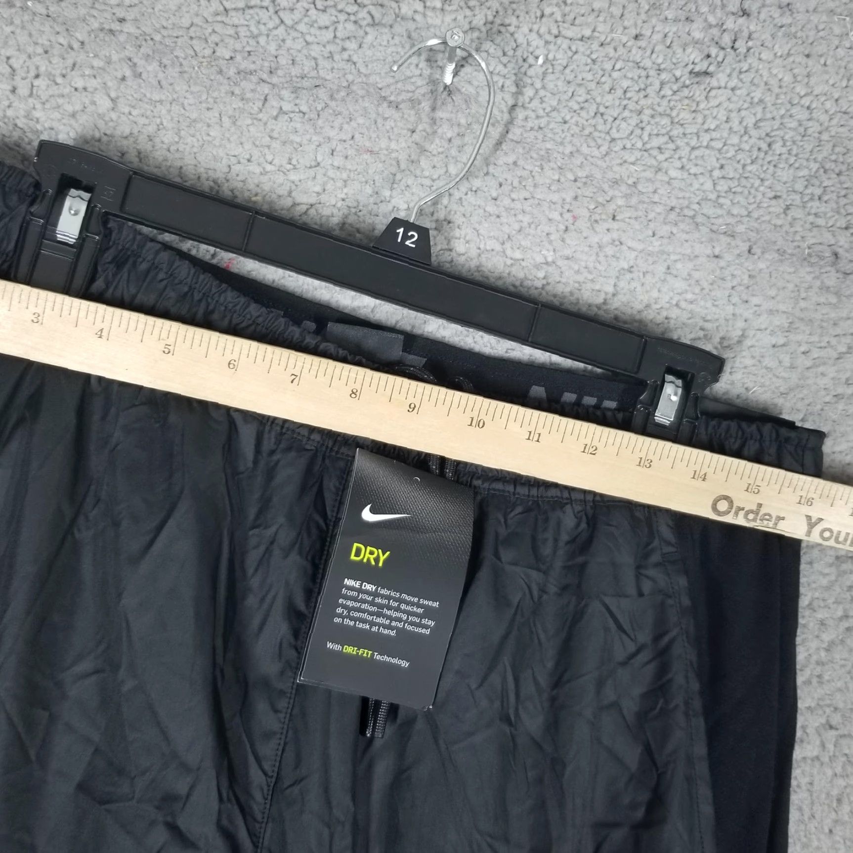 Nike Nike Joggers Utility Core Fleece Black Training Pants Medium AJ7032-010 Athletic Size US 31 - 3 Thumbnail