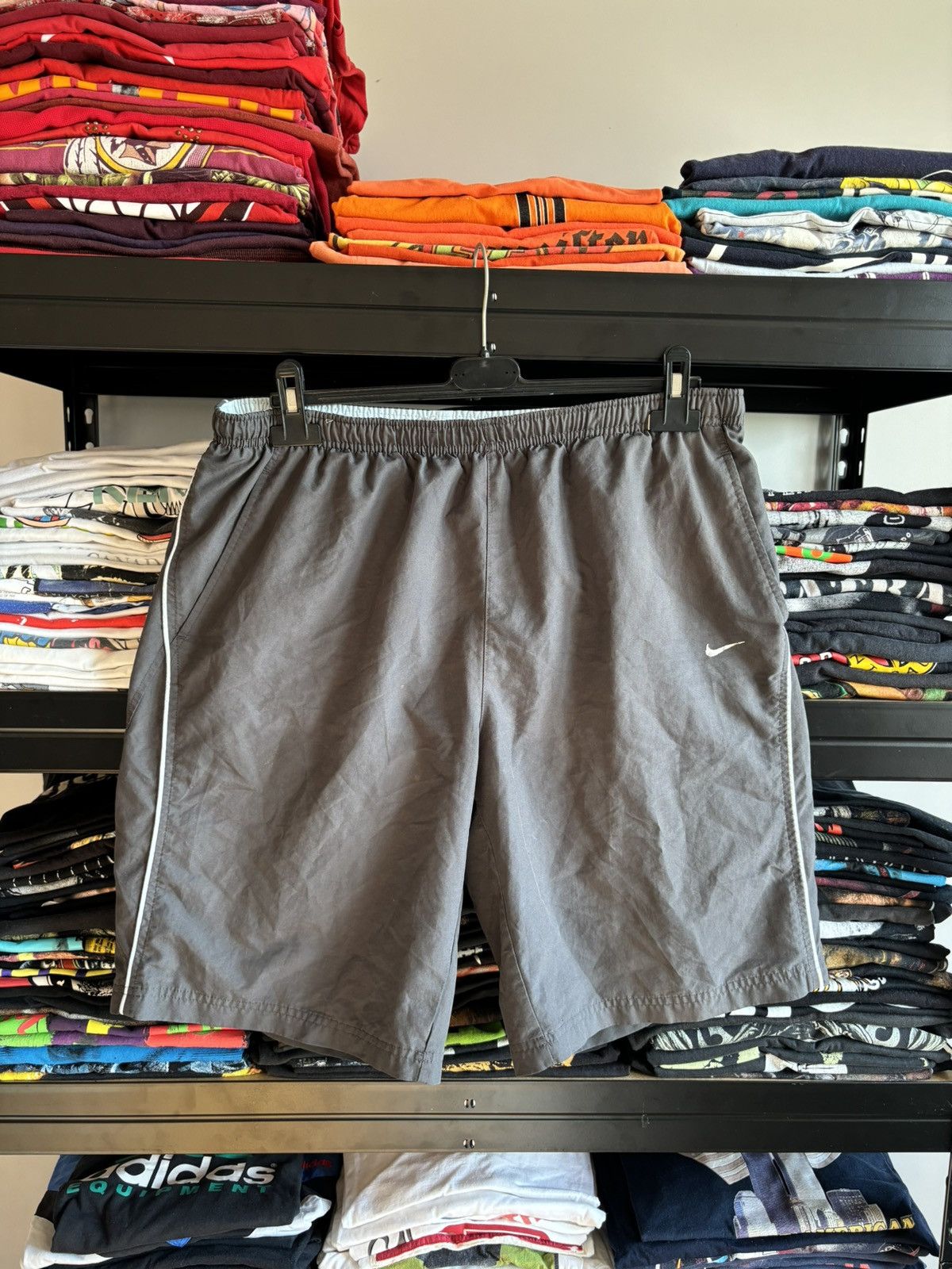 Nike Nike Vintage Nylon Shorts Swoosh Drill Y2K Size US 34 / EU 50 - 1 Thumbnail