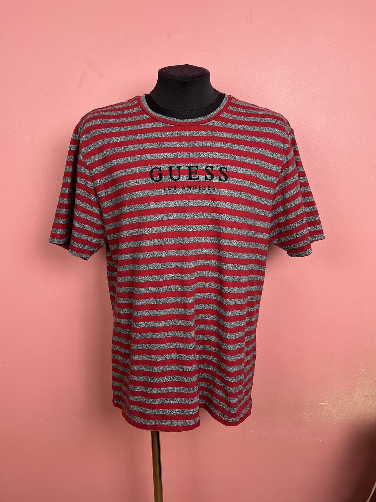 Guess Guess shirt tee casual logo y2k streetwear Size US L / EU 52-54 / 3 - 1 Thumbnail