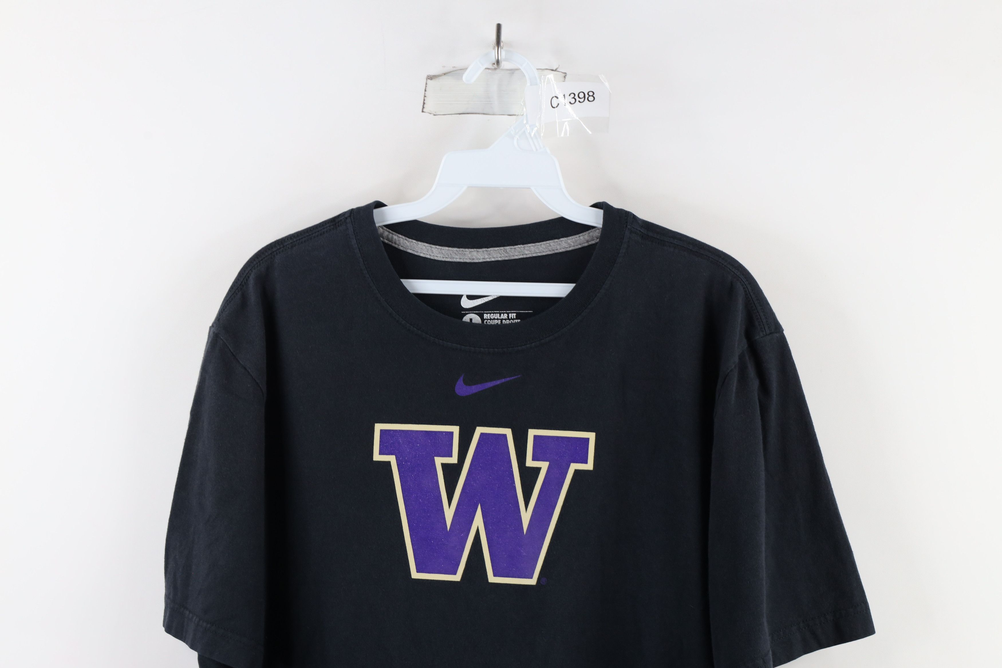 Nike × Vintage Vintage Nike Mini Swoosh University of Washington T-Shirt Size US L / EU 52-54 / 3 - 2 Thumbnail