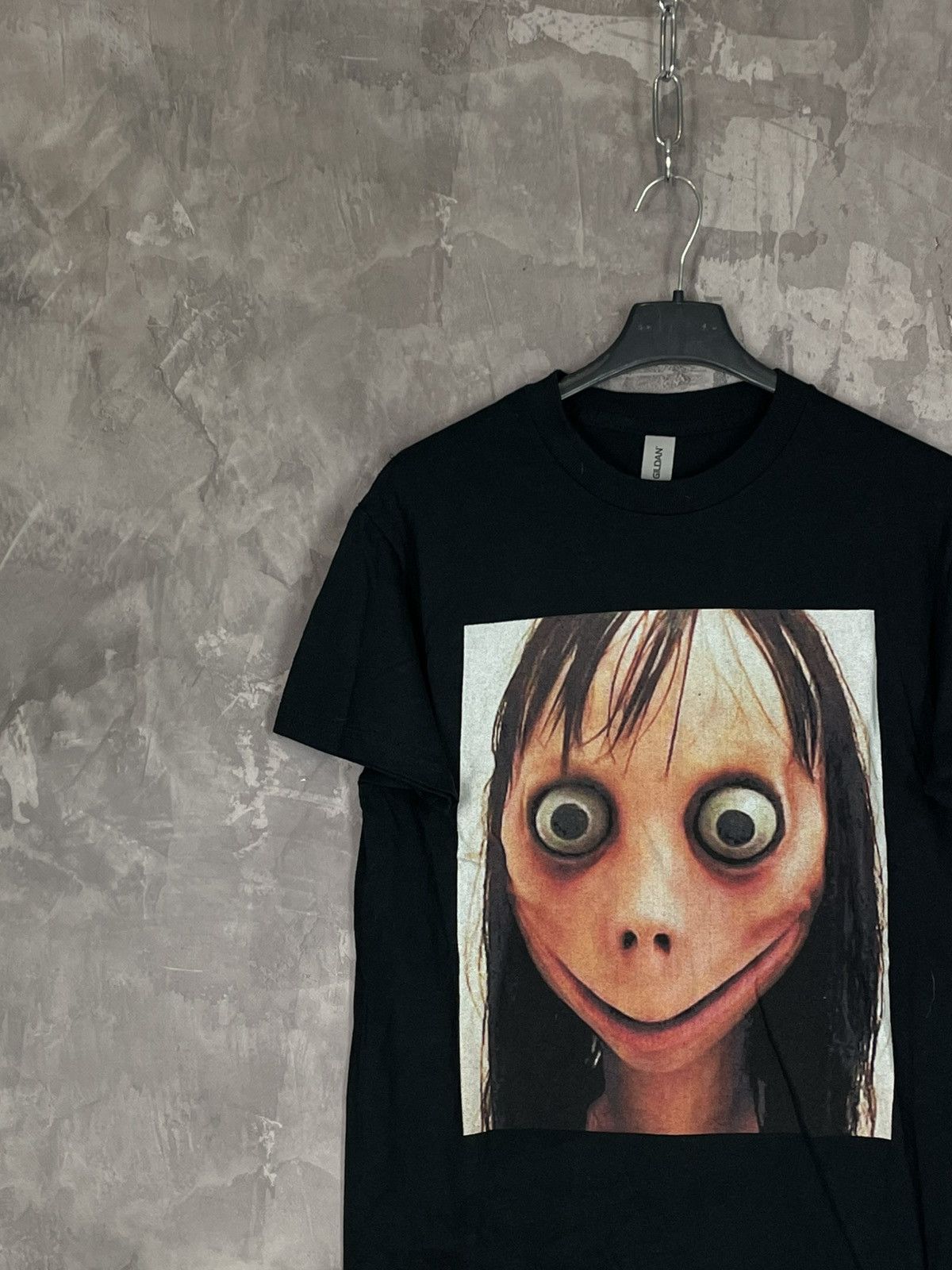 Japanese Brand × Vintage Vintage Scary Face Big Logo Y2K Momo T shirt Size US S / EU 44-46 / 1 - 3 Thumbnail