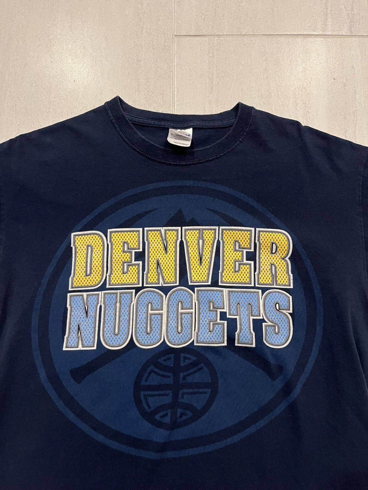 Gildan × NBA × Vintage Vintage 2008 Denver Nuggets T Shirt Size US L / EU 52-54 / 3 - 2 Thumbnail
