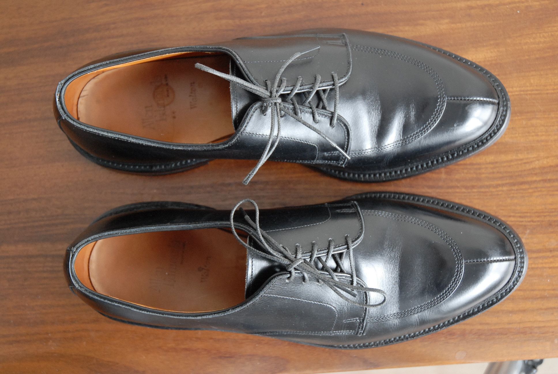 Allen Edmonds Walton cap toe Norwegian split toe derby, GYW Size US 11 / EU 44 - 7 Thumbnail