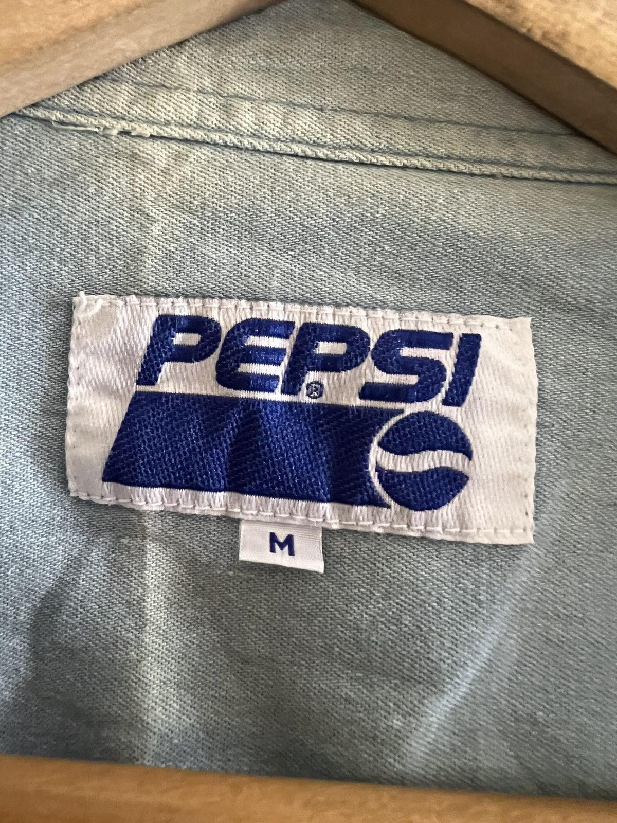 Vintage 🔥 Vintage Pepsi Short Sleeve Button-Up – Streetwear Classic Size US M / EU 48-50 / 2 - 12 Thumbnail