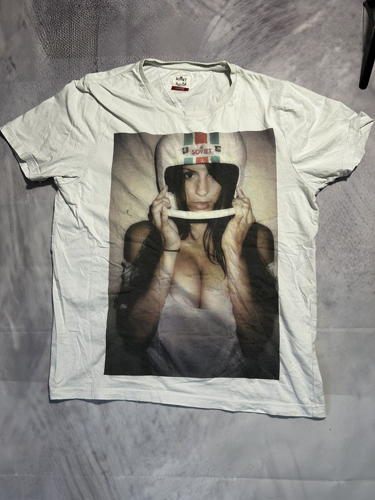 Vintage Crazy vintage racing tshirt with girl Size US L / EU 52-54 / 3 - 1 Thumbnail