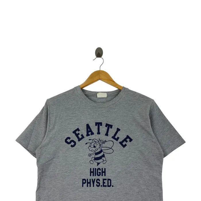 Vintage Vintage SEATTLE COLLEGE UNIVERSITY High Physical Tee Shirt Size L / US 10 / IT 46 - 2 Thumbnail