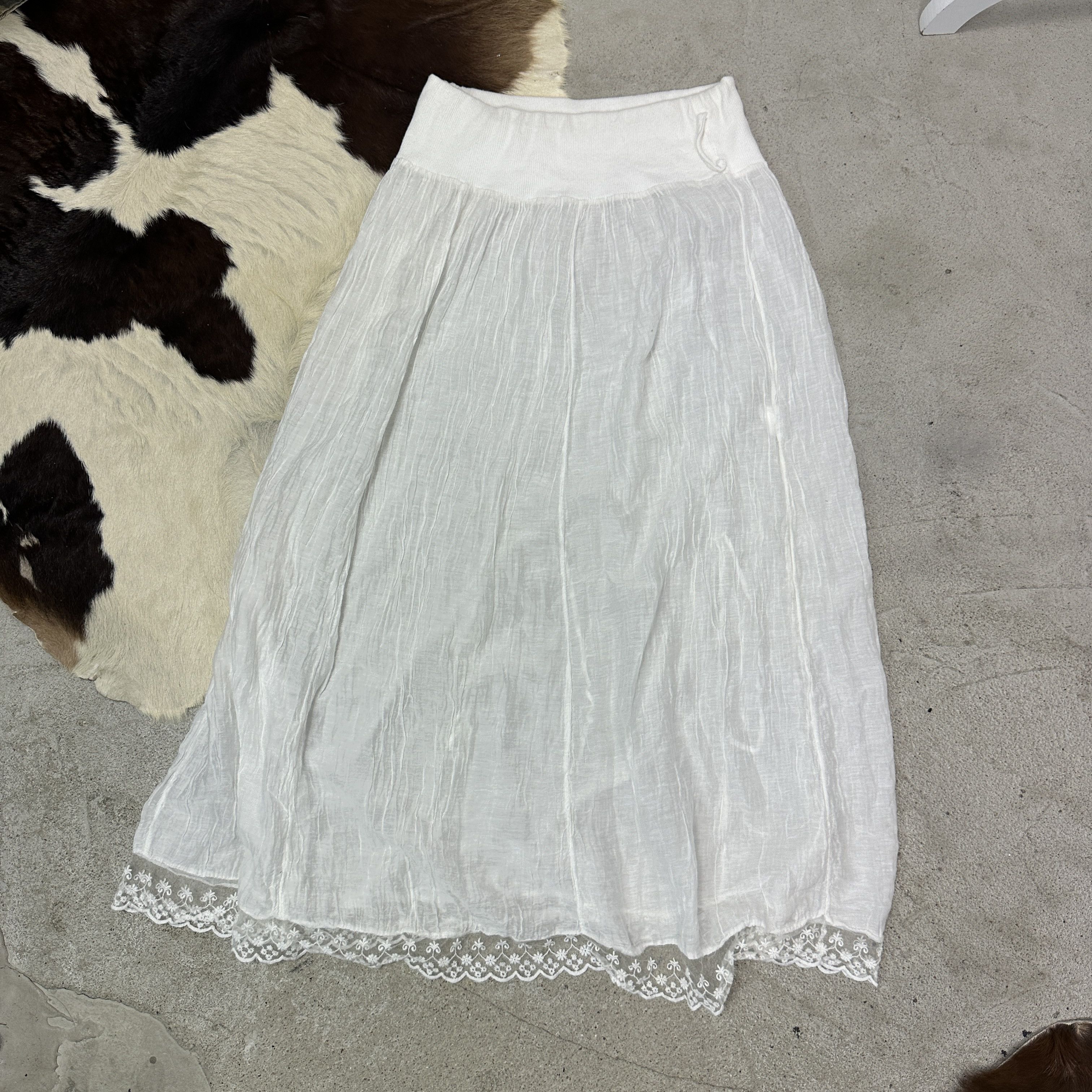 Vintage Vintage Boho Preppy Sheer White Lace Maxi Skirt Y2K Size 26" / US 2 / IT 38 - 3 Thumbnail