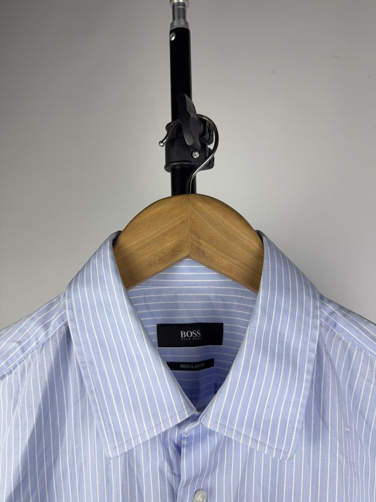 Hugo Boss Boss Hugo Boss Blue Striped Shirt Regular Fit 39 15 1/2 M Size US M / EU 48-50 / 2 - 3 Thumbnail