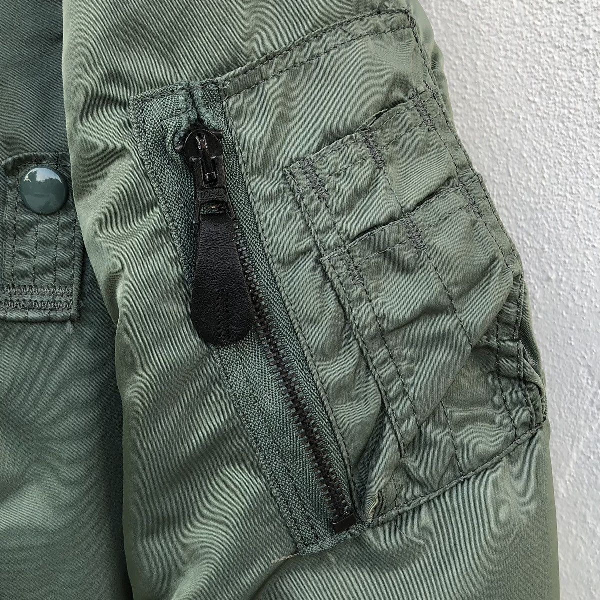 Alpha Industries Vintage Alpha Industries Intermediate Ma-1 Bomber Jacket Size US M / EU 48-50 / 2 - 6 Thumbnail