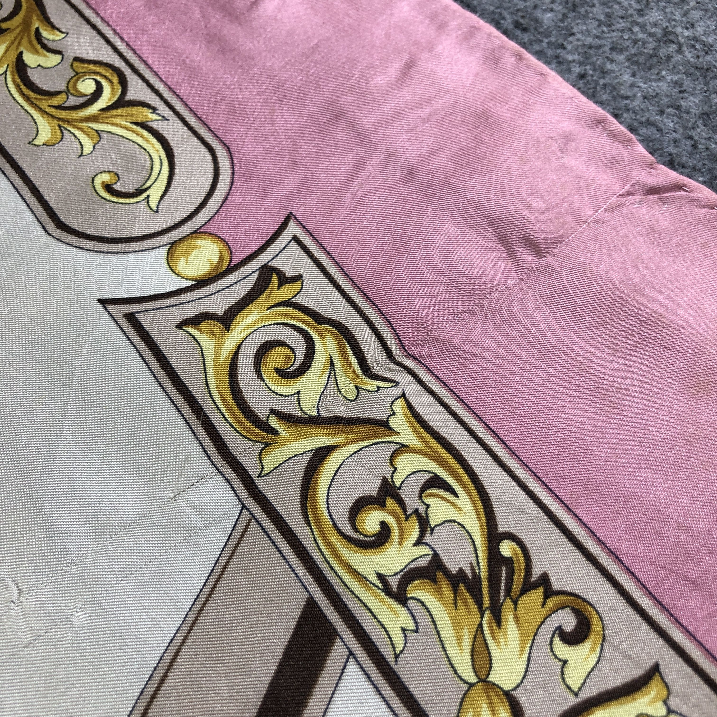 Japanese Brand Luxury Baroque Design Hand Rolled Silk Scarf M1008 Size ONE SIZE - 5 Thumbnail