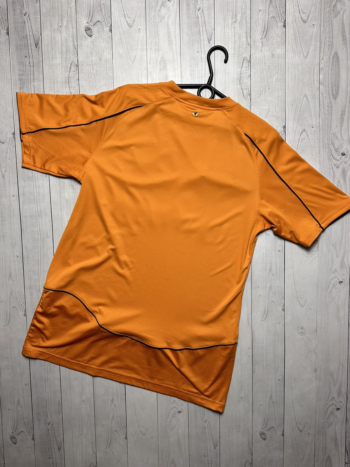 Vintage Vintage Wolves soccer jersey Wolverhampton soccer jersey L Size US L / EU 52-54 / 3 - 8 Thumbnail